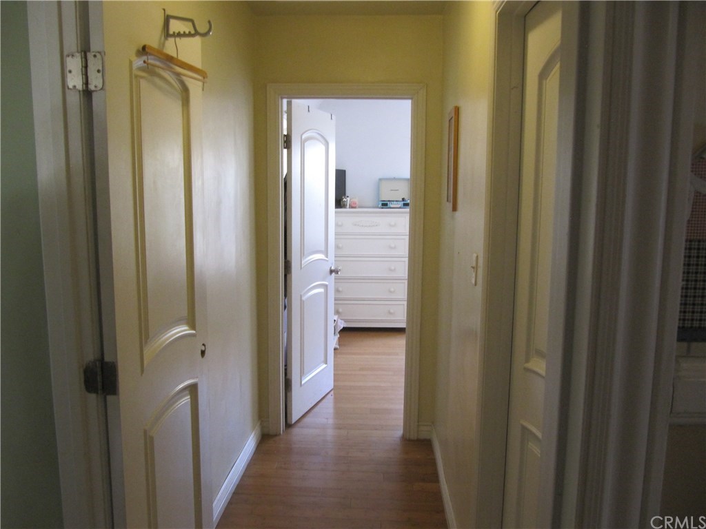 451 West Marigold Street Altadena, CA 91001 - Photo 11 of 29