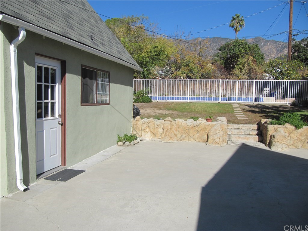 451 West Marigold Street Altadena, CA 91001 - Photo 21 of 29