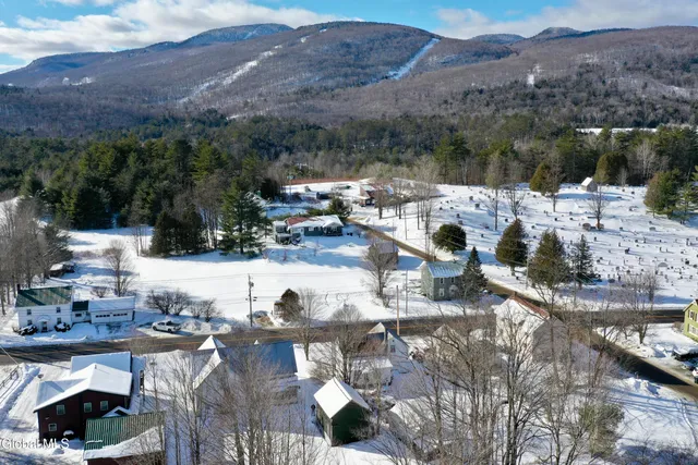 $219,900 | 74 Main Street, Johnsburg, NY 12853