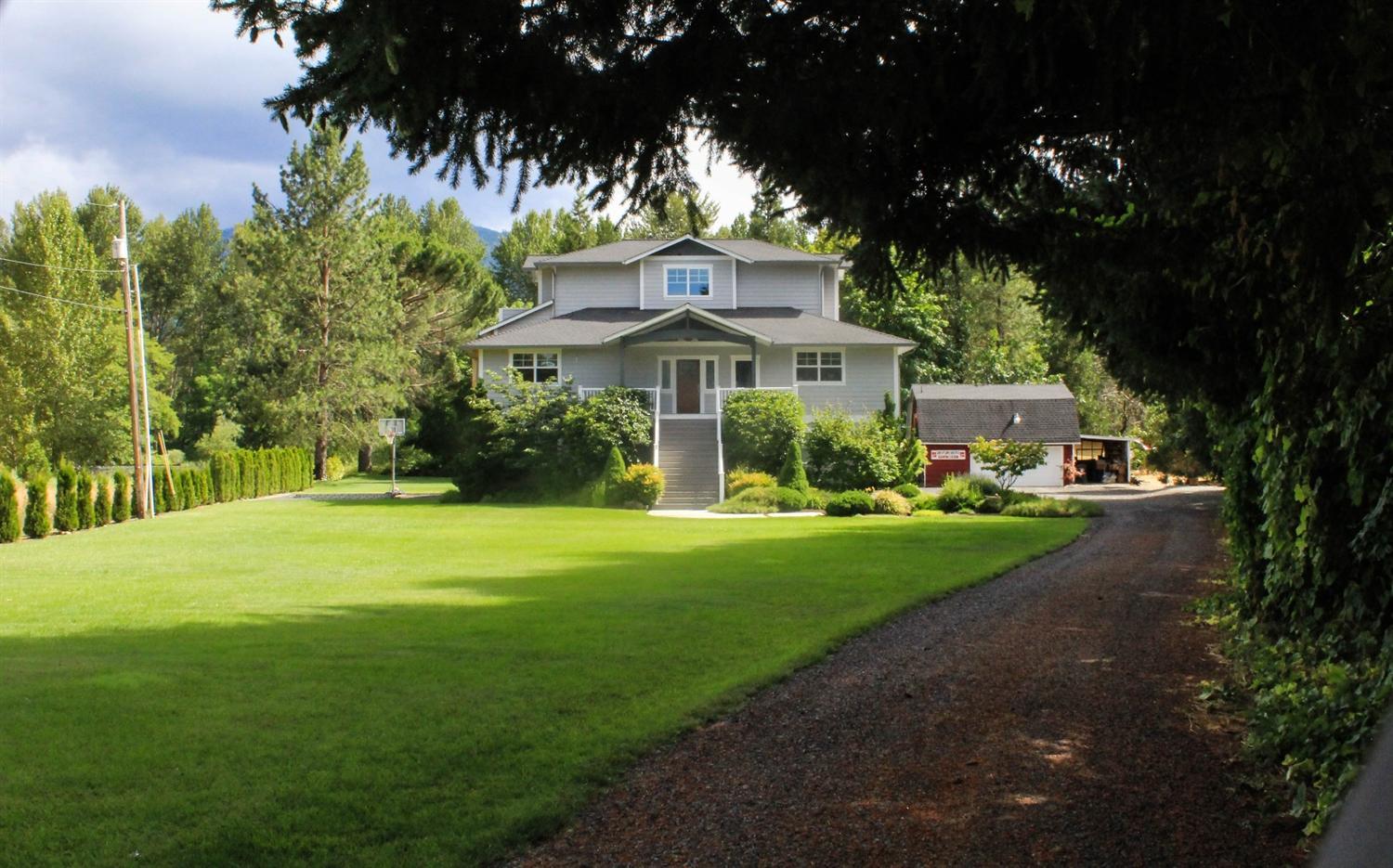 8450 New Hope Road Grants Pass, OR 97527 - Photo 1 of 35 Gallery Image 1