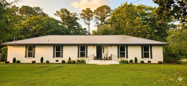 $274,900 | 1804 Azure Drive, Dothan, AL 36303