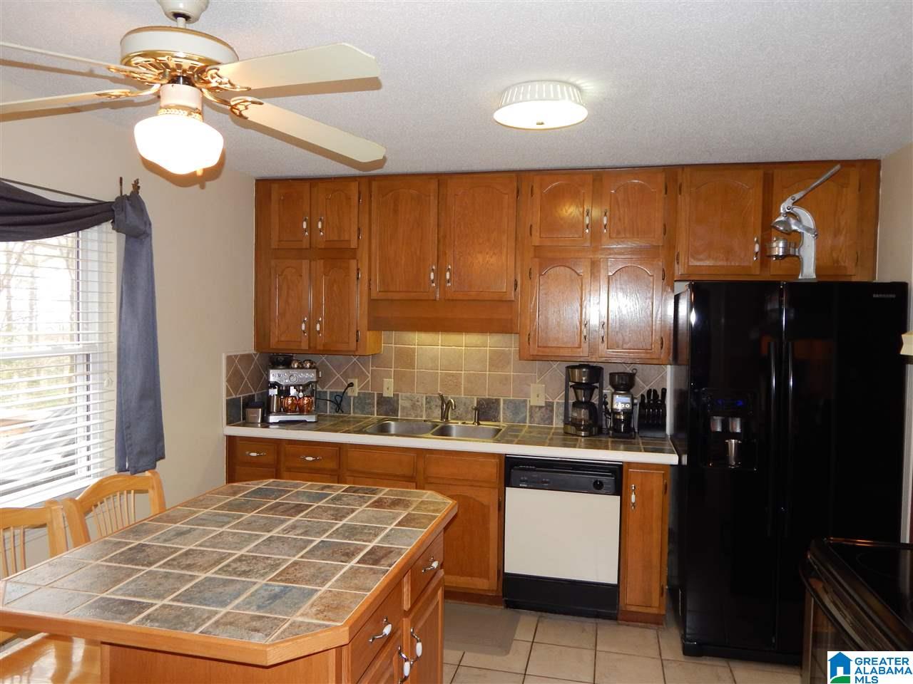 69 Shades Crest Road Hoover, AL 35226 - Photo 5 of 31 Gallery Image 5