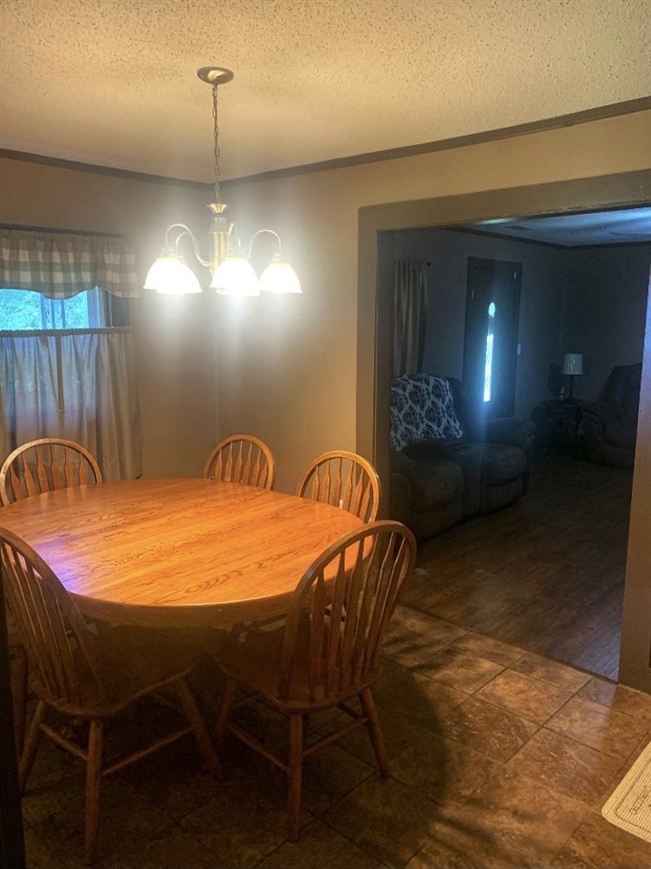 1008 Cobb Road Waynesboro, TN 38485 - Photo 11 of 14 Gallery Image 11