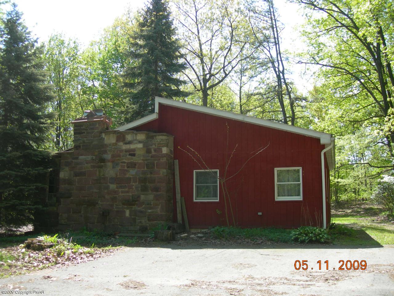 7480 Blue Ridge Trail Wapwallopen, PA 18660 - Photo 2 of 3 Side