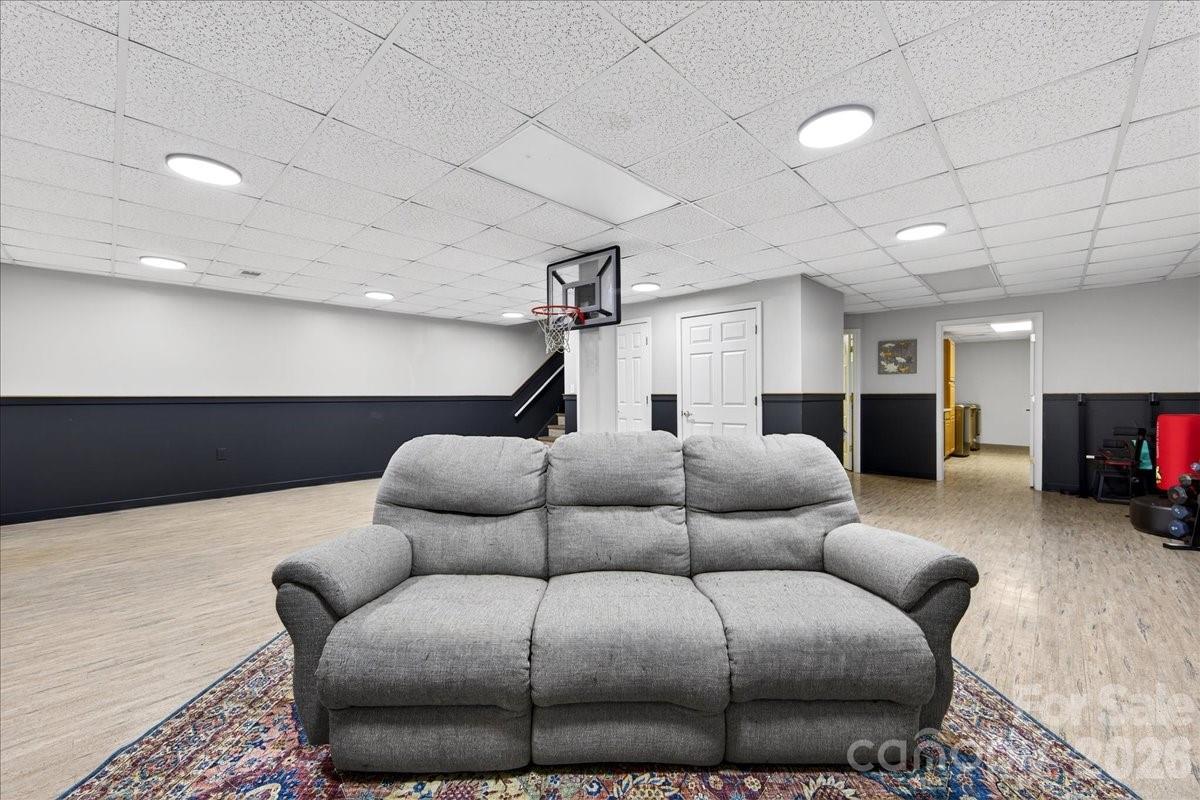 4624 South Olivers Cross Road Maiden, NC 28650 - Photo 29 of 48 a living room with furniture