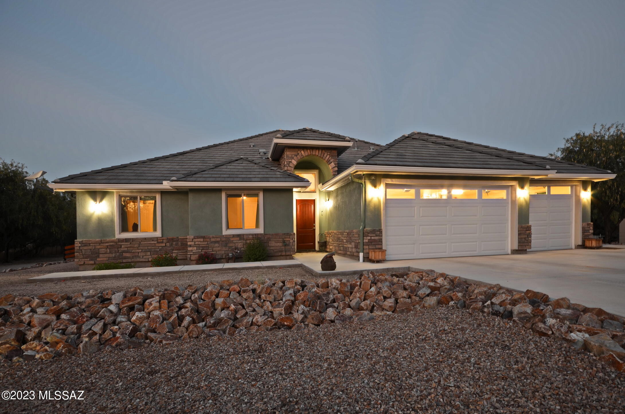 1958 North Tanque Verde Loop Road Tucson, AZ 85749 - Photo 3 of 39 Gallery Image 3