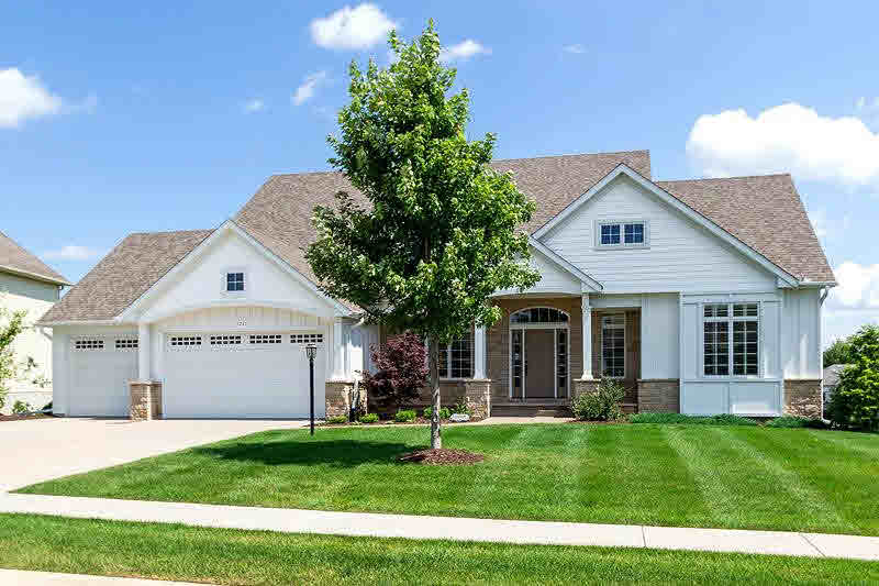 3247 Westminster Road Bettendorf, IA 52722 - Photo 1 of 24 Gallery Image 1