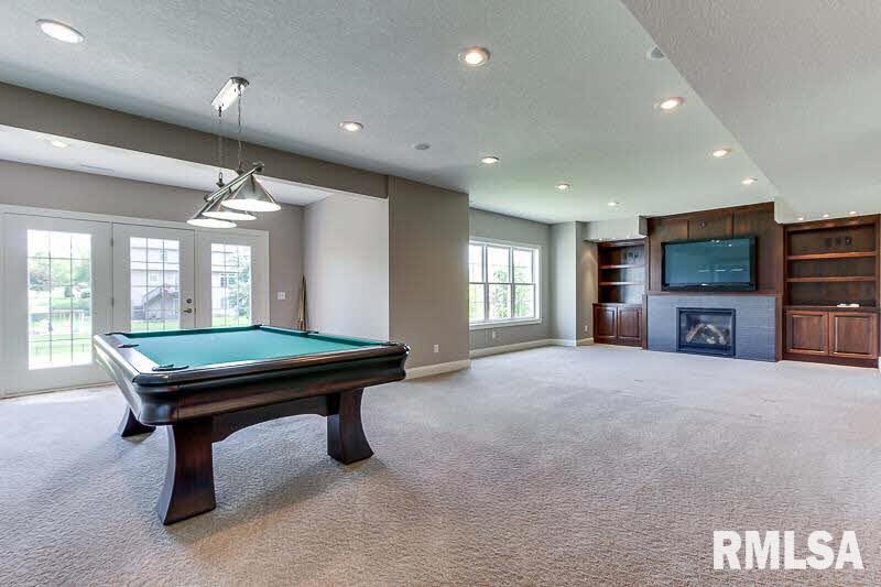 3247 Westminster Road Bettendorf, IA 52722 - Photo 21 of 24 Gallery Image 21