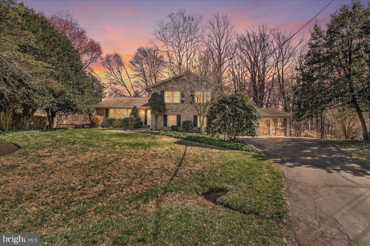 19005 Plummer Drive Germantown, MD 20876 - Photo 2 of 57