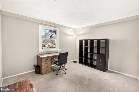 $675,000 | 19005 Plummer Drive, Germantown, MD 20876