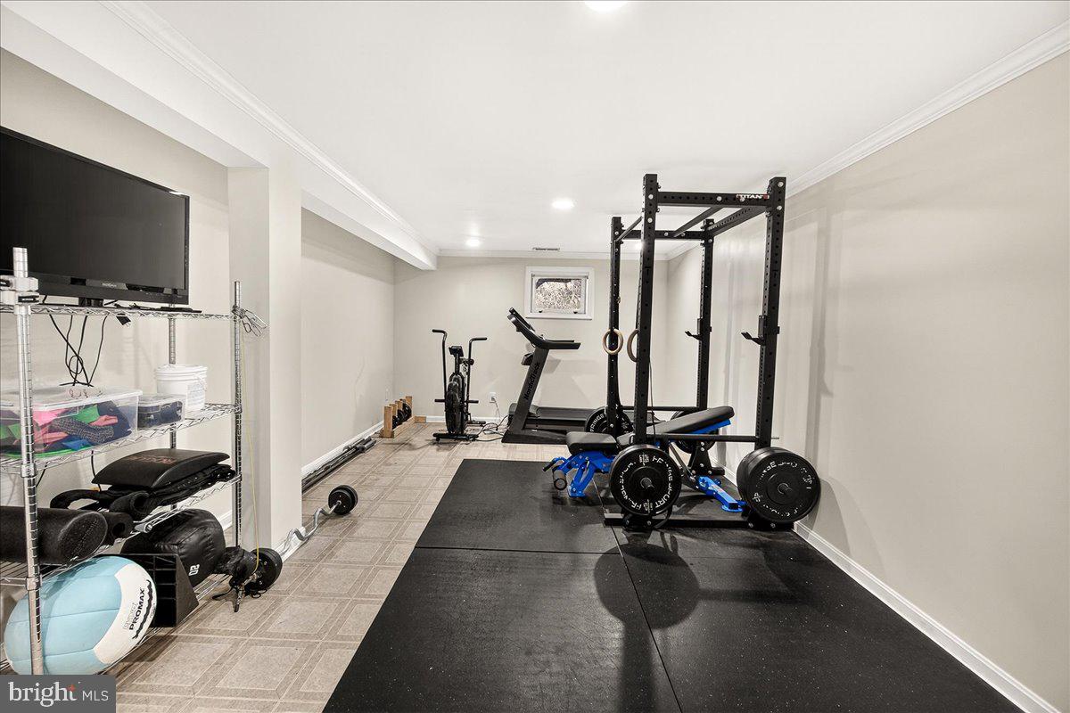 19005 Plummer Drive Germantown, MD 20876 - Photo 43 of 57