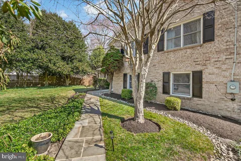 $675,000 | 19005 Plummer Drive, Germantown, MD 20876