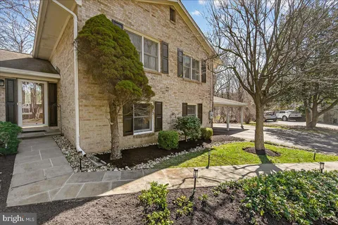 $675,000 | 19005 Plummer Drive, Germantown, MD 20876