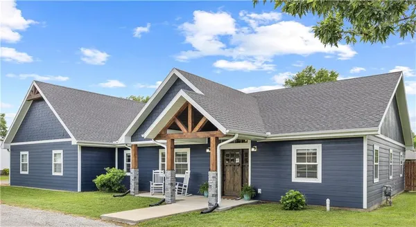 $379,000 | 511 North 2nd Street, Arma, KS 66712