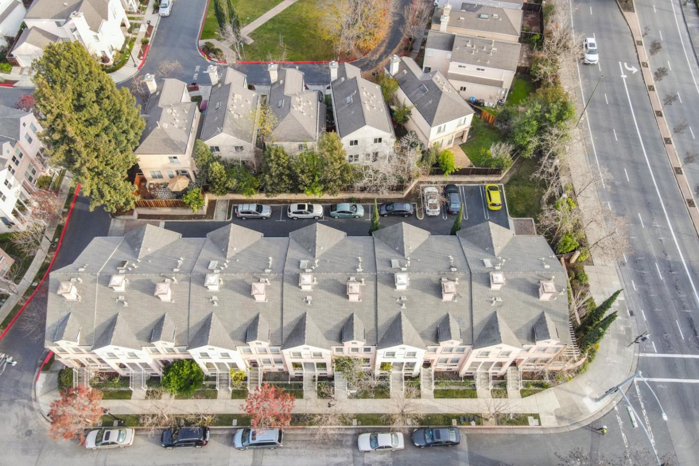 155 Pacchetti Way Mountain View, CA 94040 - Photo 26 of 35 a view of fountain