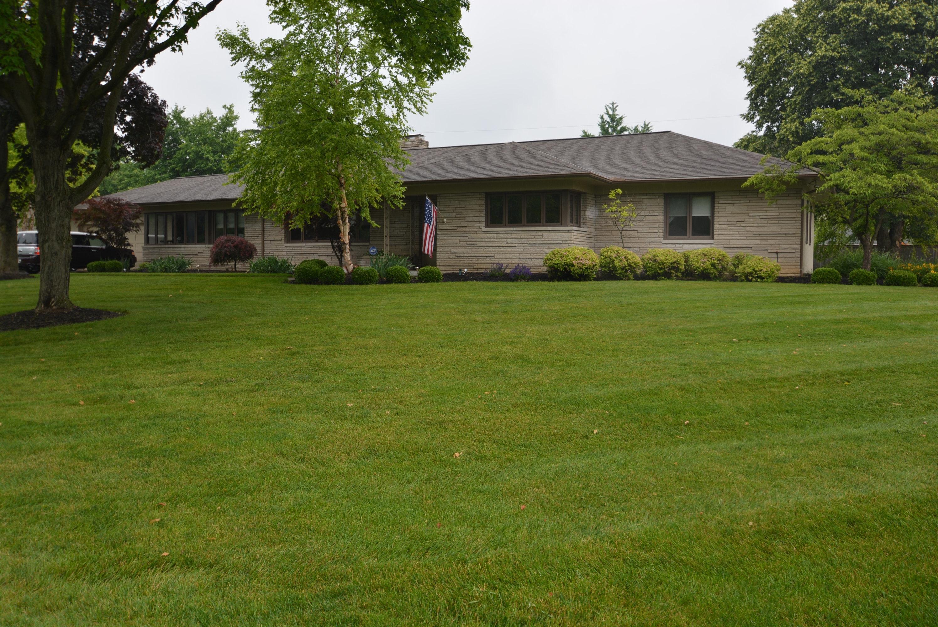 2830 Exmoor Road Columbus, OH 43221 - Photo 1 of 23