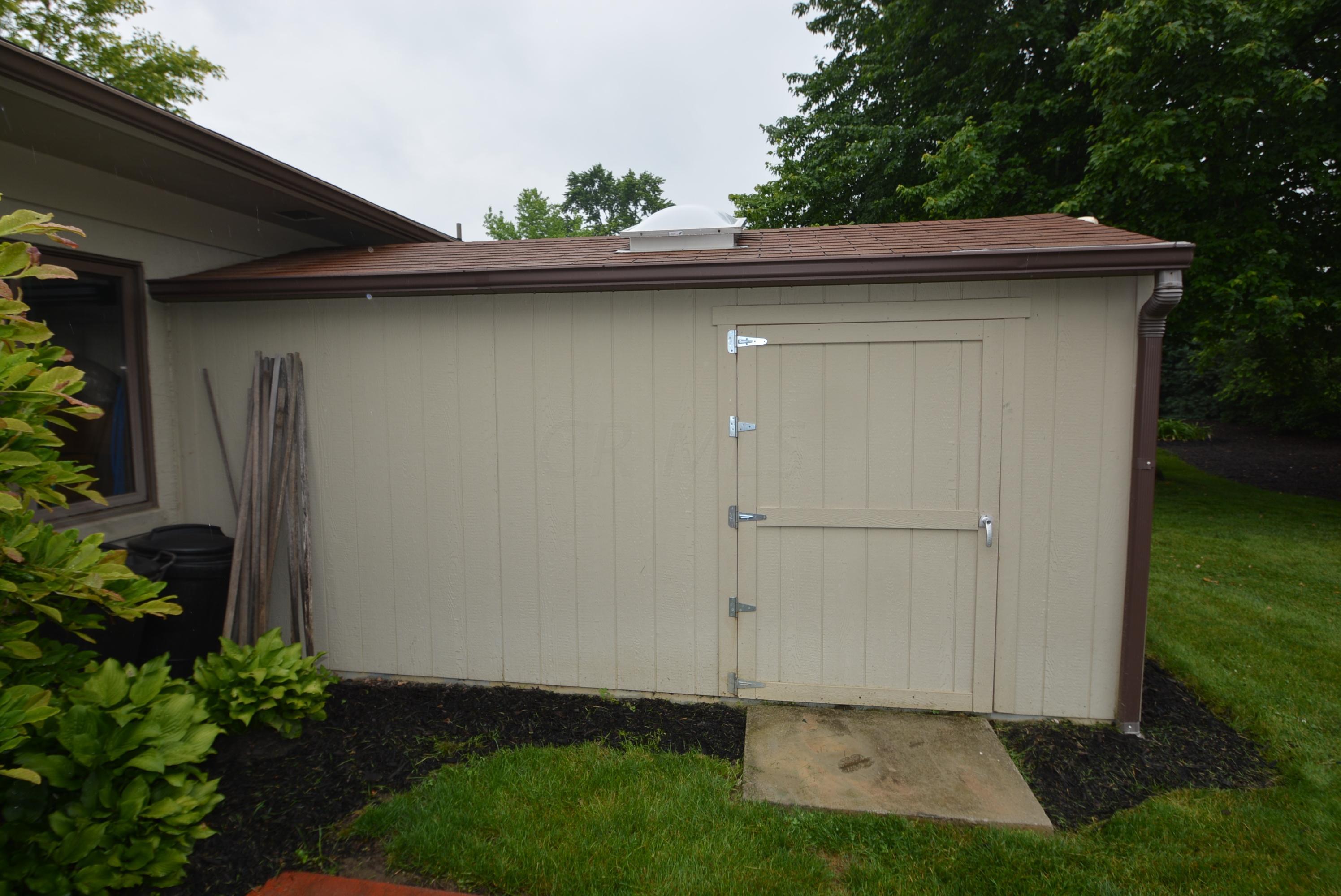 2830 Exmoor Road Columbus, OH 43221 - Photo 17 of 23