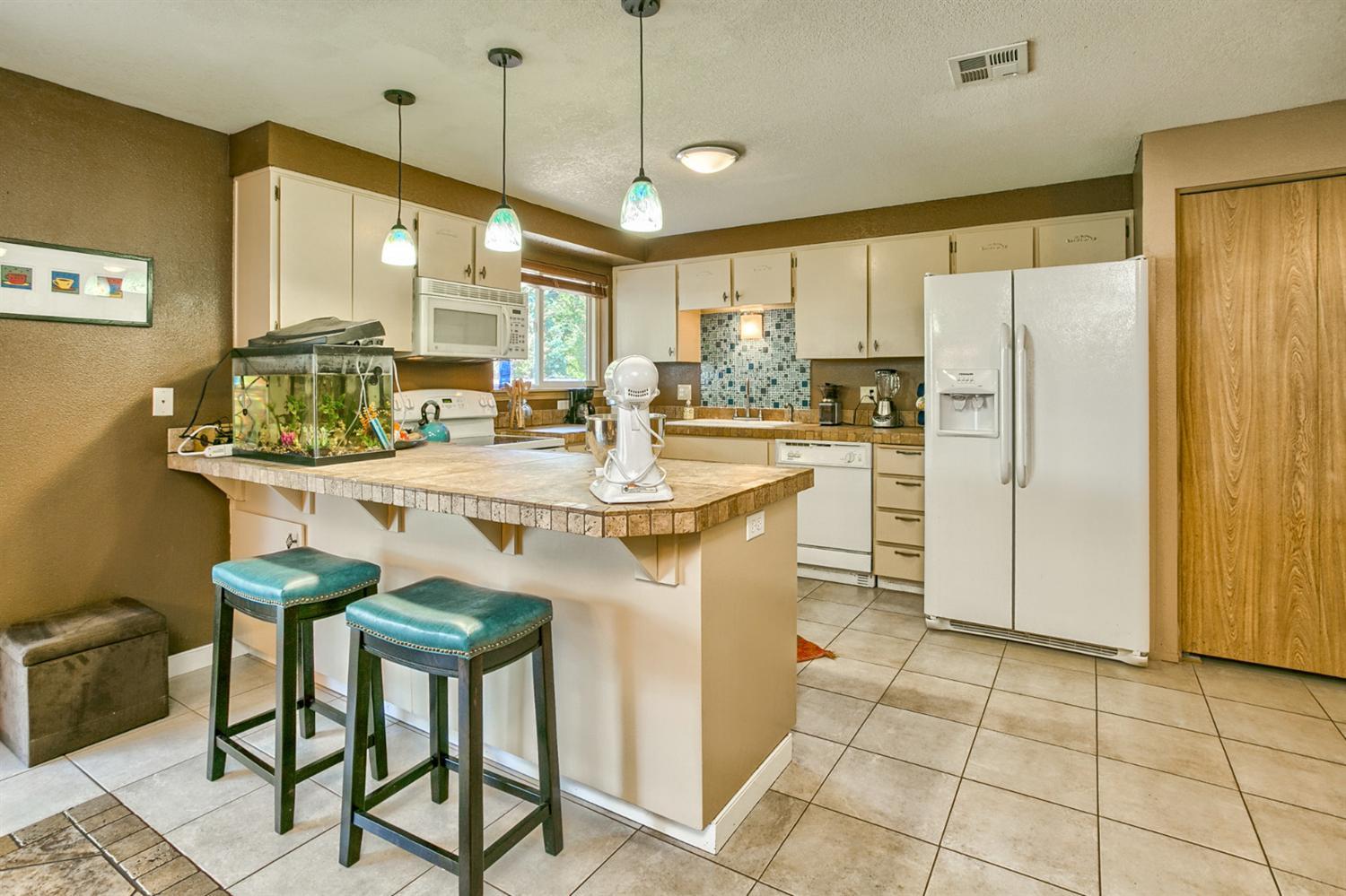 756 Talbot Street Eagle Point, OR 97524 - Photo 9 of 34 Additional Photo