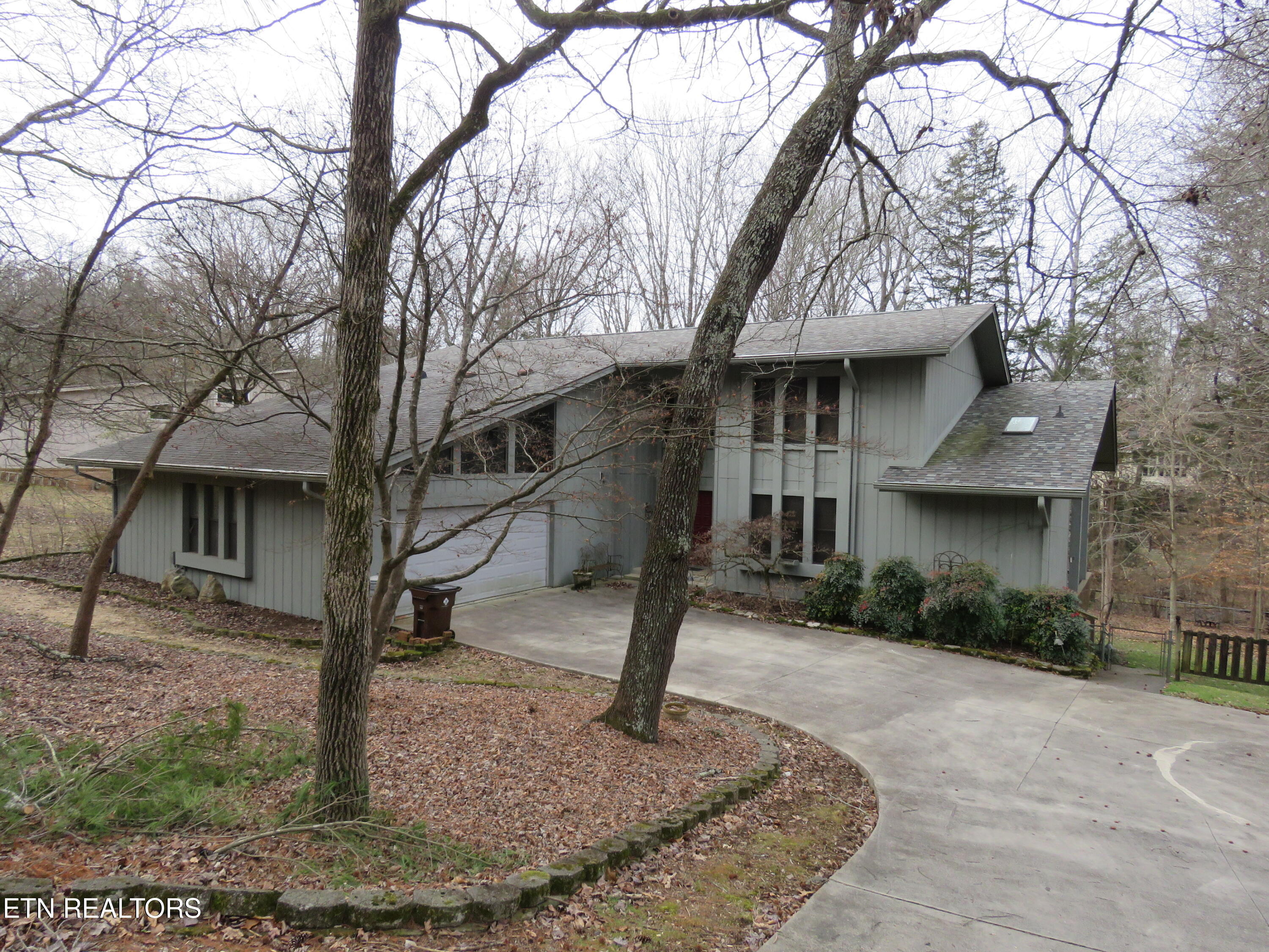 113 Chestnut Hill Road Oak Ridge, TN 37830 - Photo 2 of 34 IMG_0001