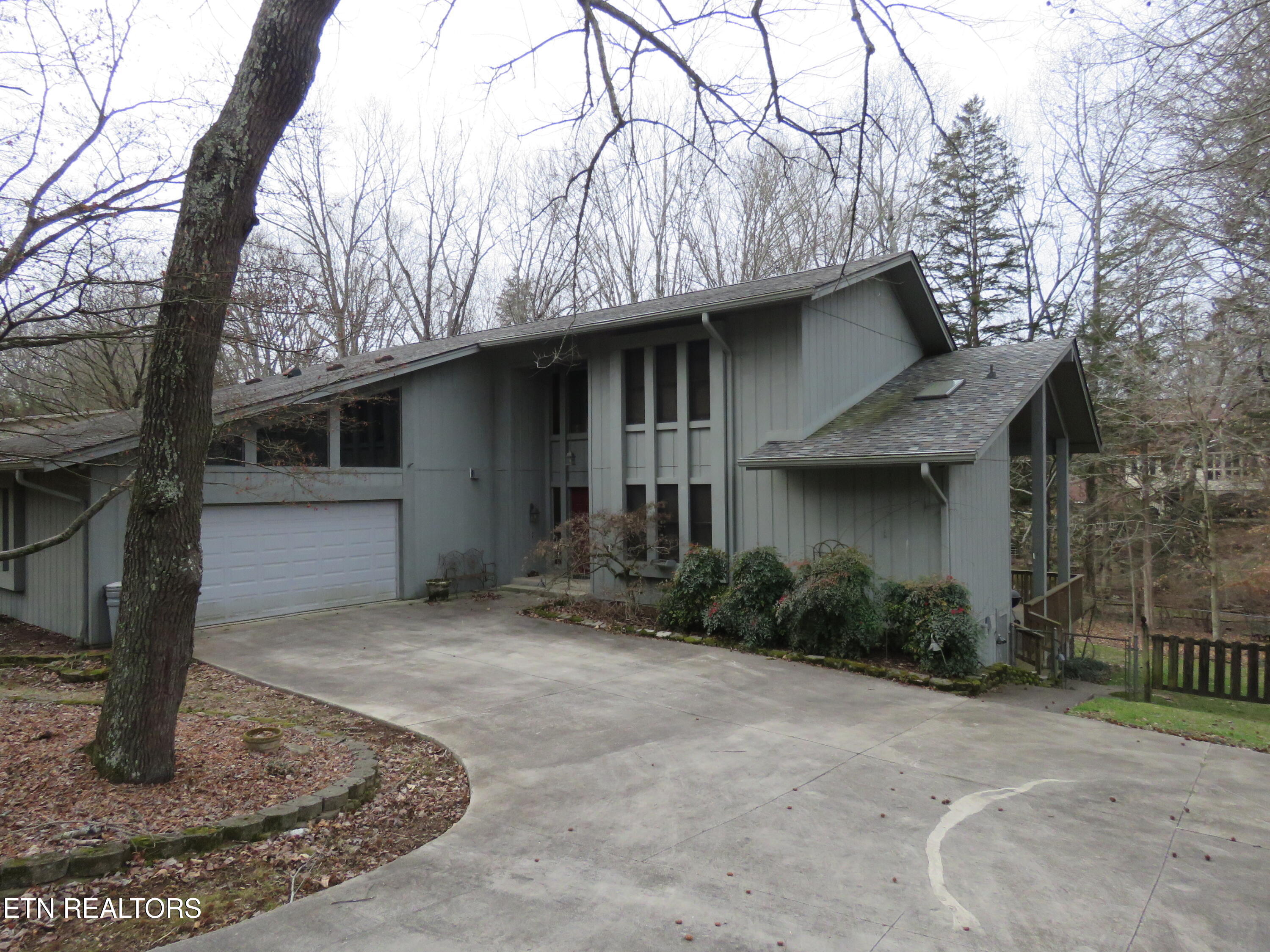 113 Chestnut Hill Road Oak Ridge, TN 37830 - Photo 3 of 34 IMG_0002