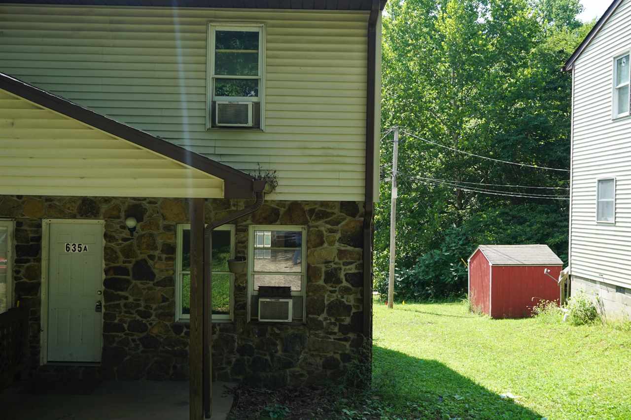 635 A Riley Boulevard Bedford, IN 47421 - Photo 1 of 17