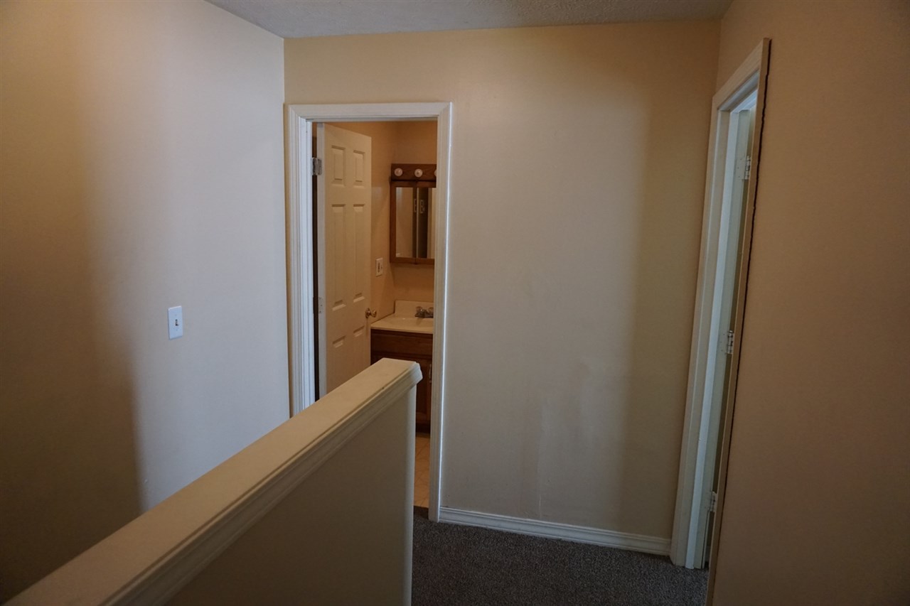 635 A Riley Boulevard Bedford, IN 47421 - Photo 14 of 17