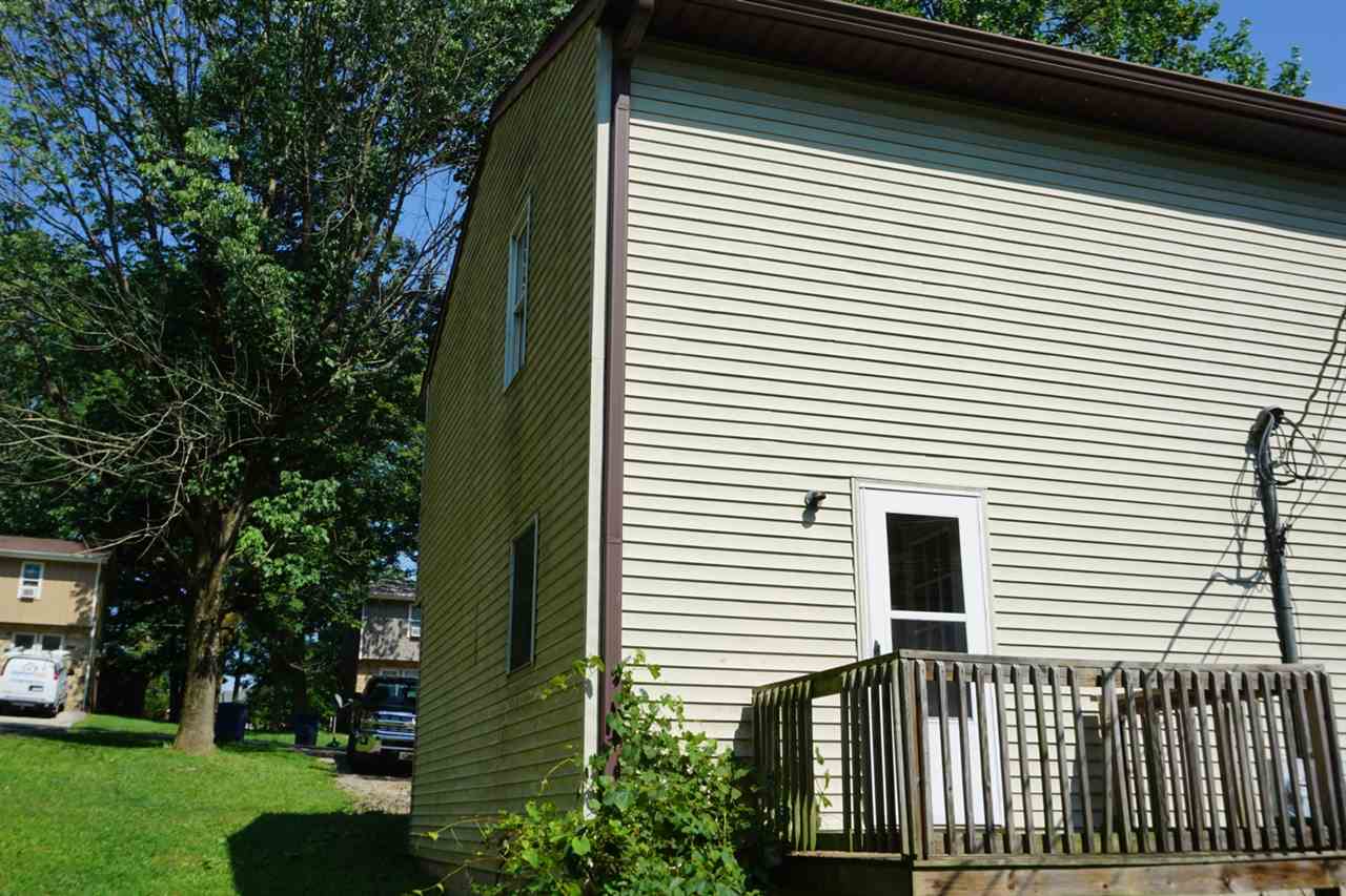 635 A Riley Boulevard Bedford, IN 47421 - Photo 5 of 17