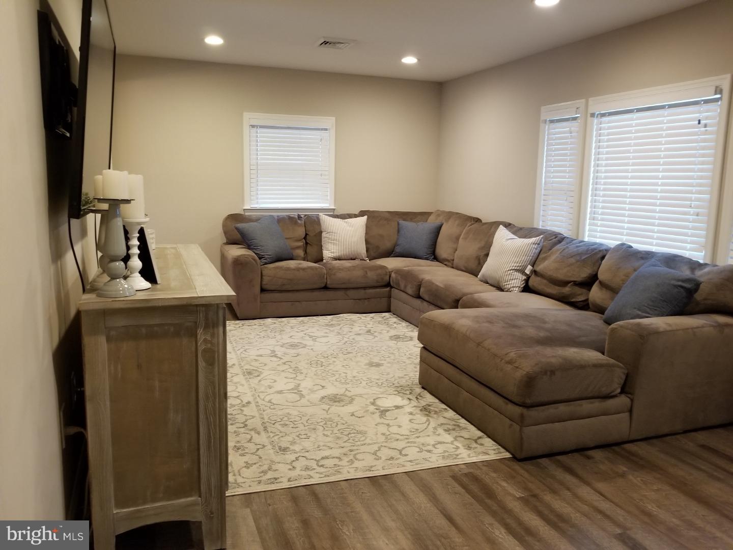 305 Chelsea Road Fairless Hills, PA 19030 - Photo 10 of 23 Family Room