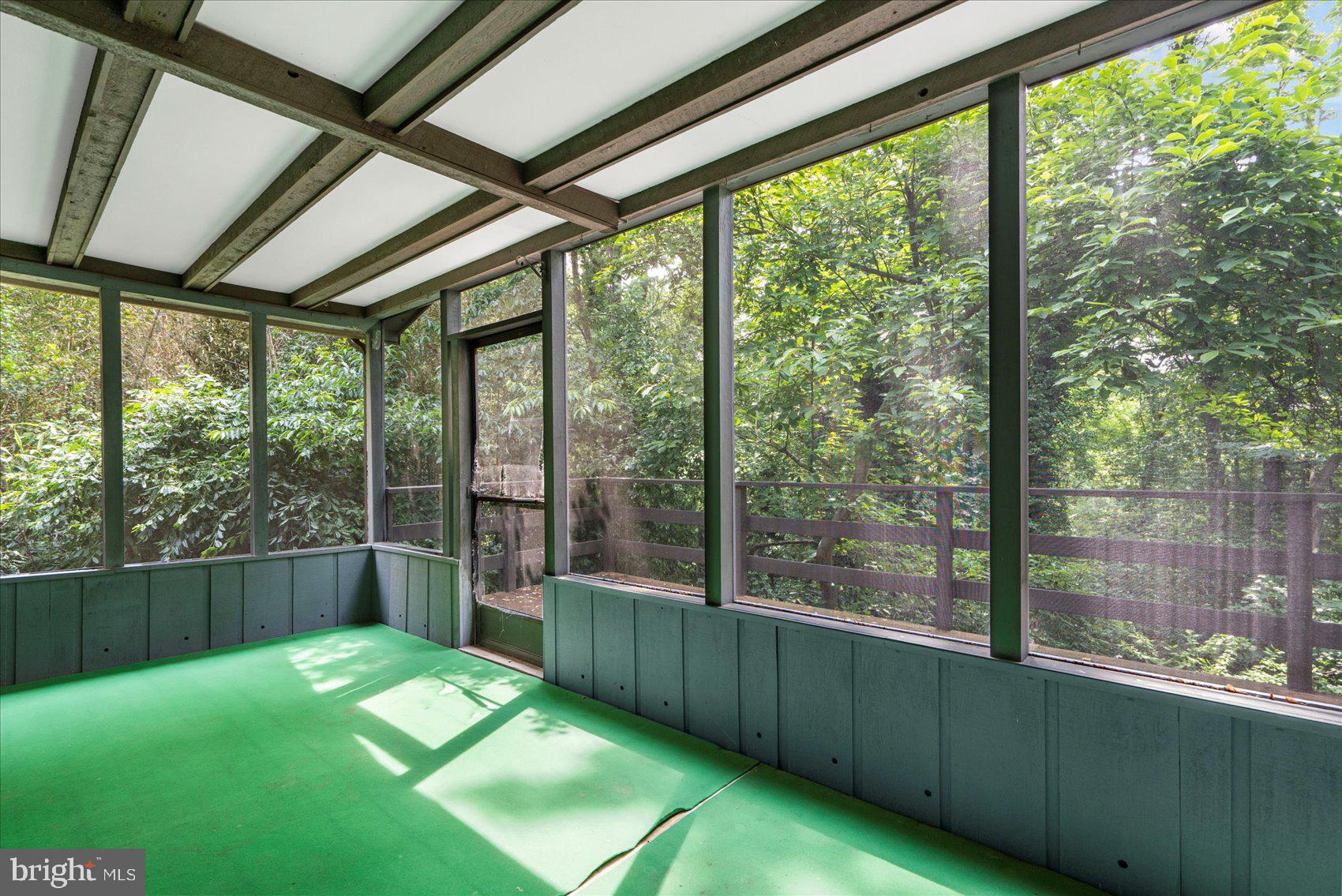 151 Spring Path Arnold, MD 21012 - Photo 17 of 53 Screened Porch