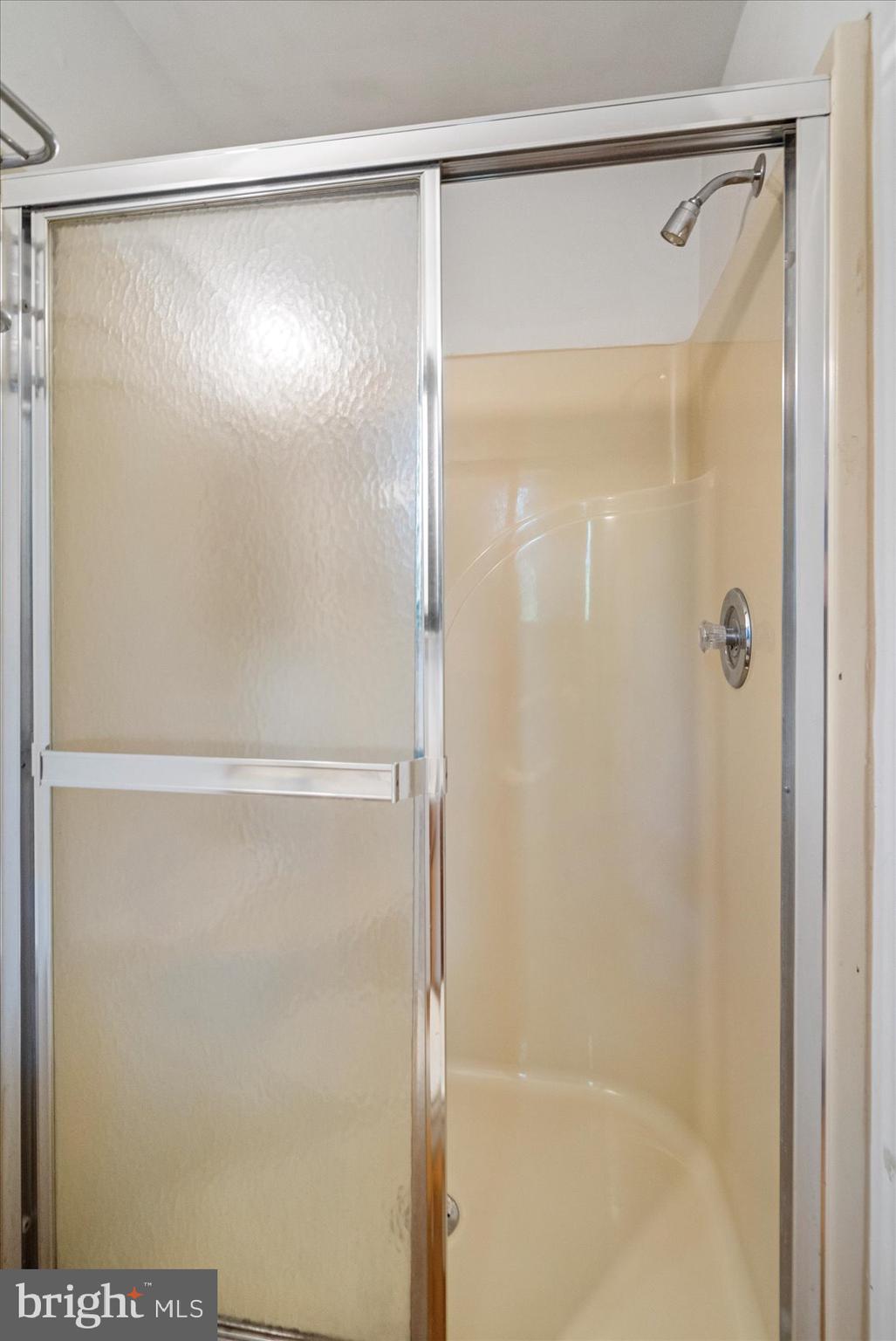 151 Spring Path Arnold, MD 21012 - Photo 27 of 53 Master Bathroom