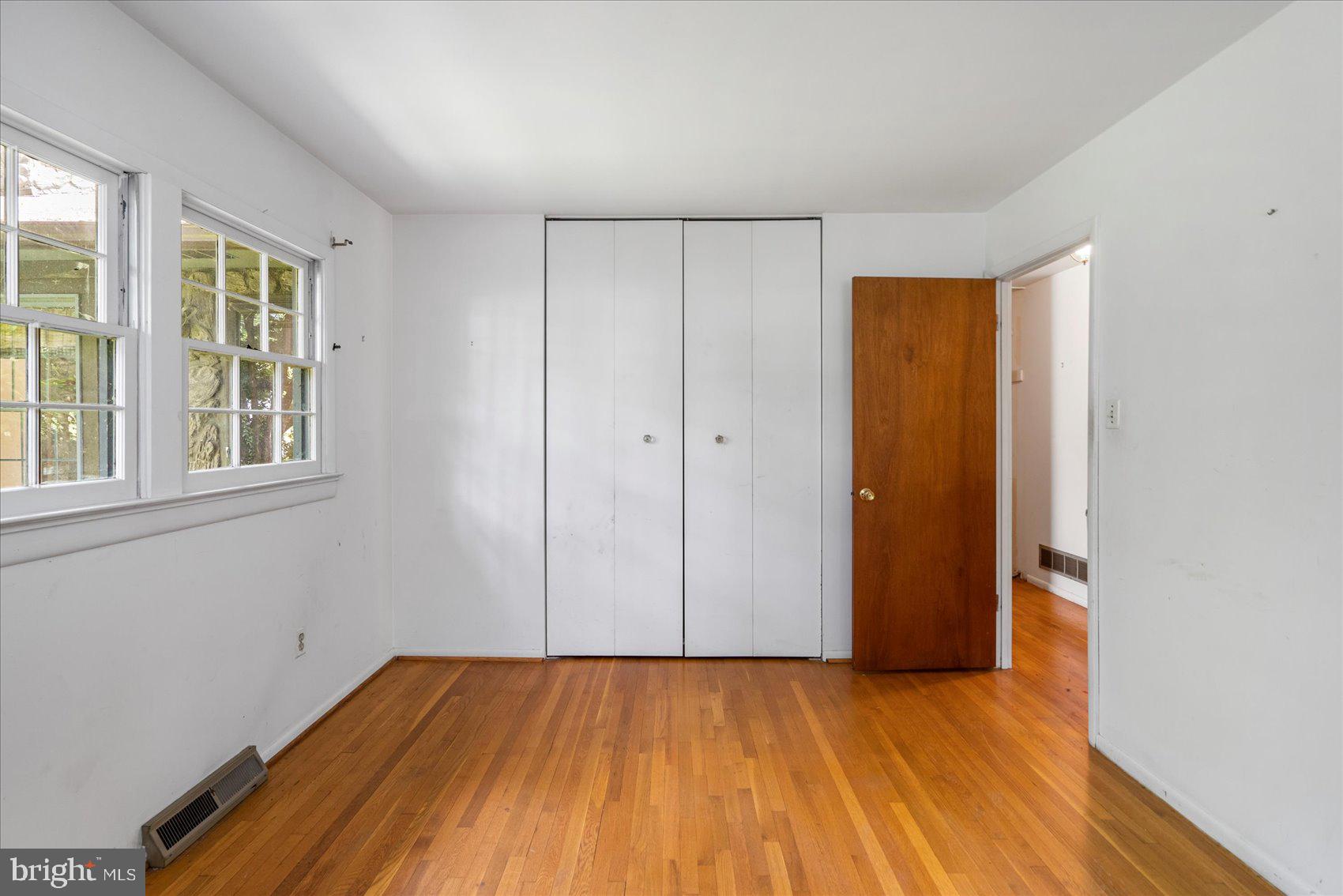 151 Spring Path Arnold, MD 21012 - Photo 28 of 53 Bedroom Two