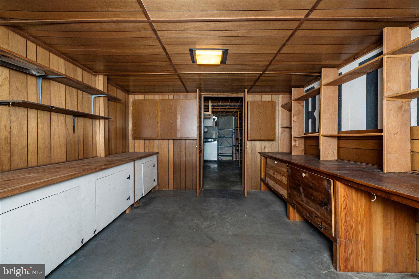 151 Spring Path Arnold, MD 21012 - Photo 42 of 53 Den Workshop