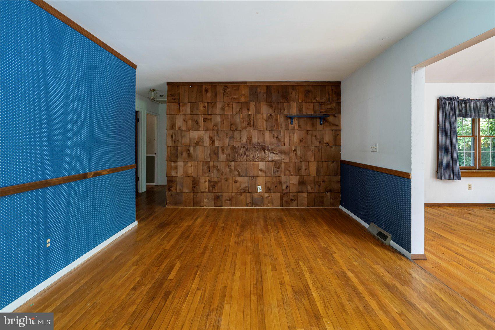 151 Spring Path Arnold, MD 21012 - Photo 8 of 53 Dining Room