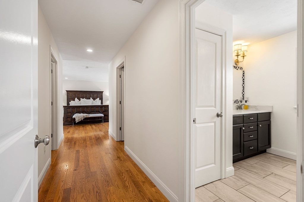 718 Main Street West Newbury, MA 01985 - Photo 18 of 42