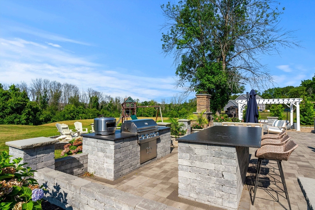 718 Main Street West Newbury, MA 01985 - Photo 38 of 42