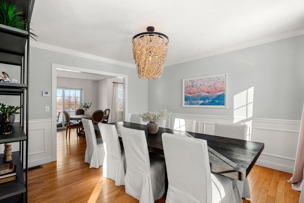 718 Main Street West Newbury, MA 01985 - Photo 6 of 42