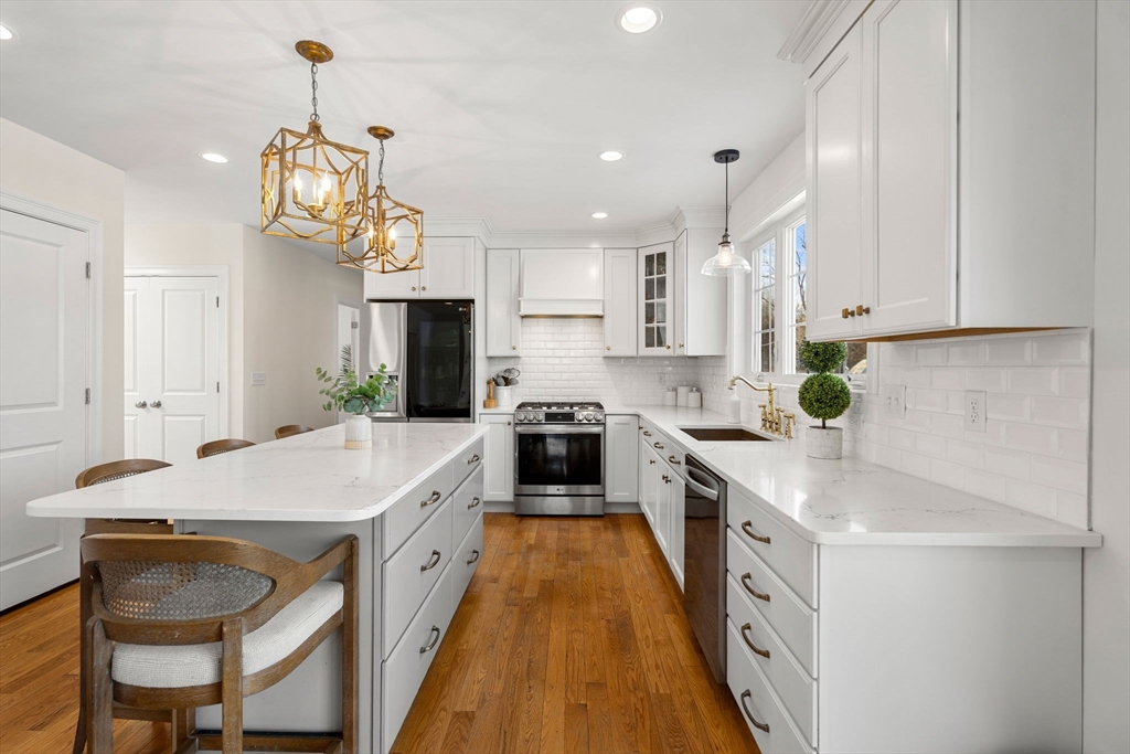 718 Main Street West Newbury, MA 01985 - Photo 7 of 42