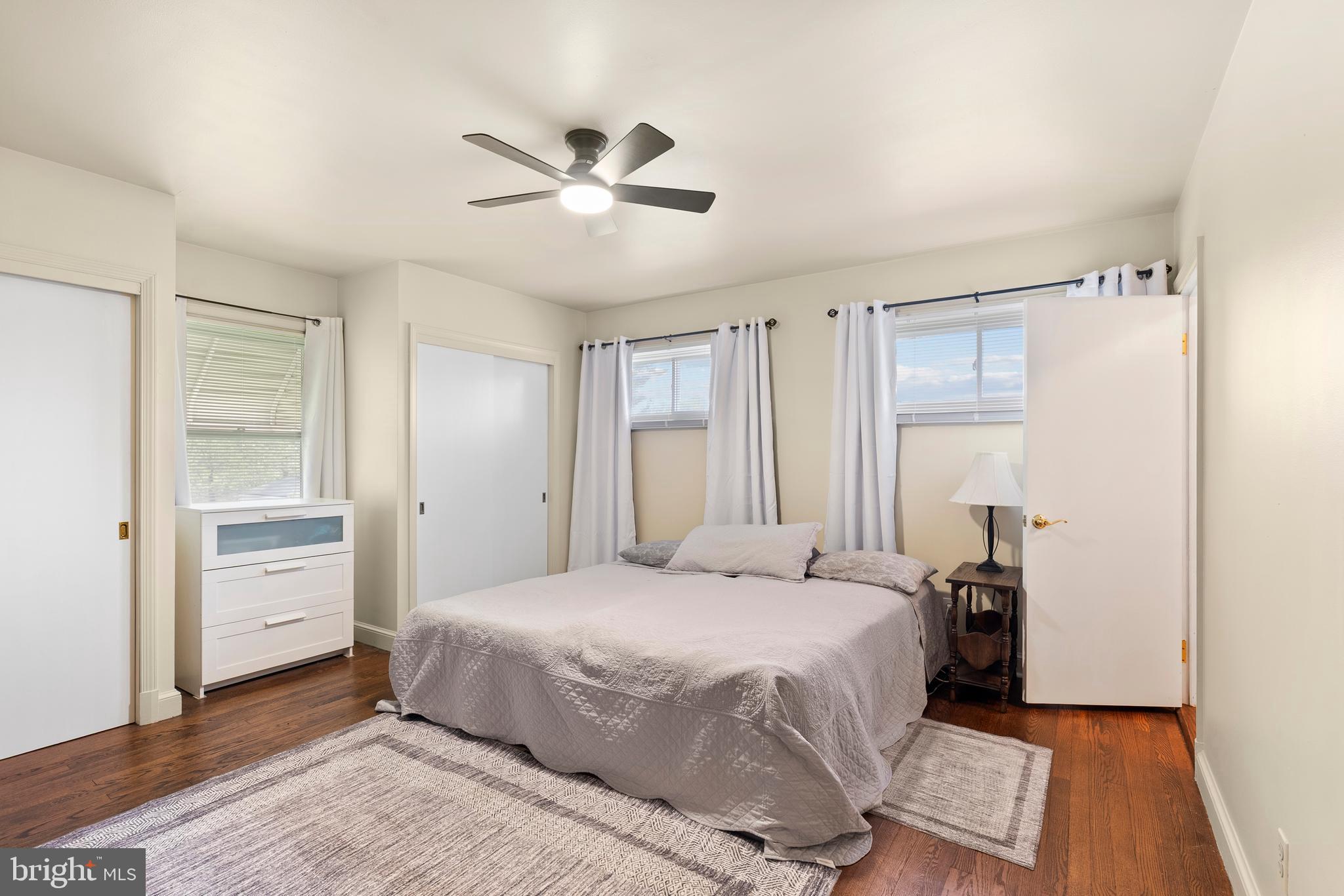 6605 Mt Vista Road Kingsville, MD 21087 - Photo 22 of 54 a bedroom with a bed and a chandelier