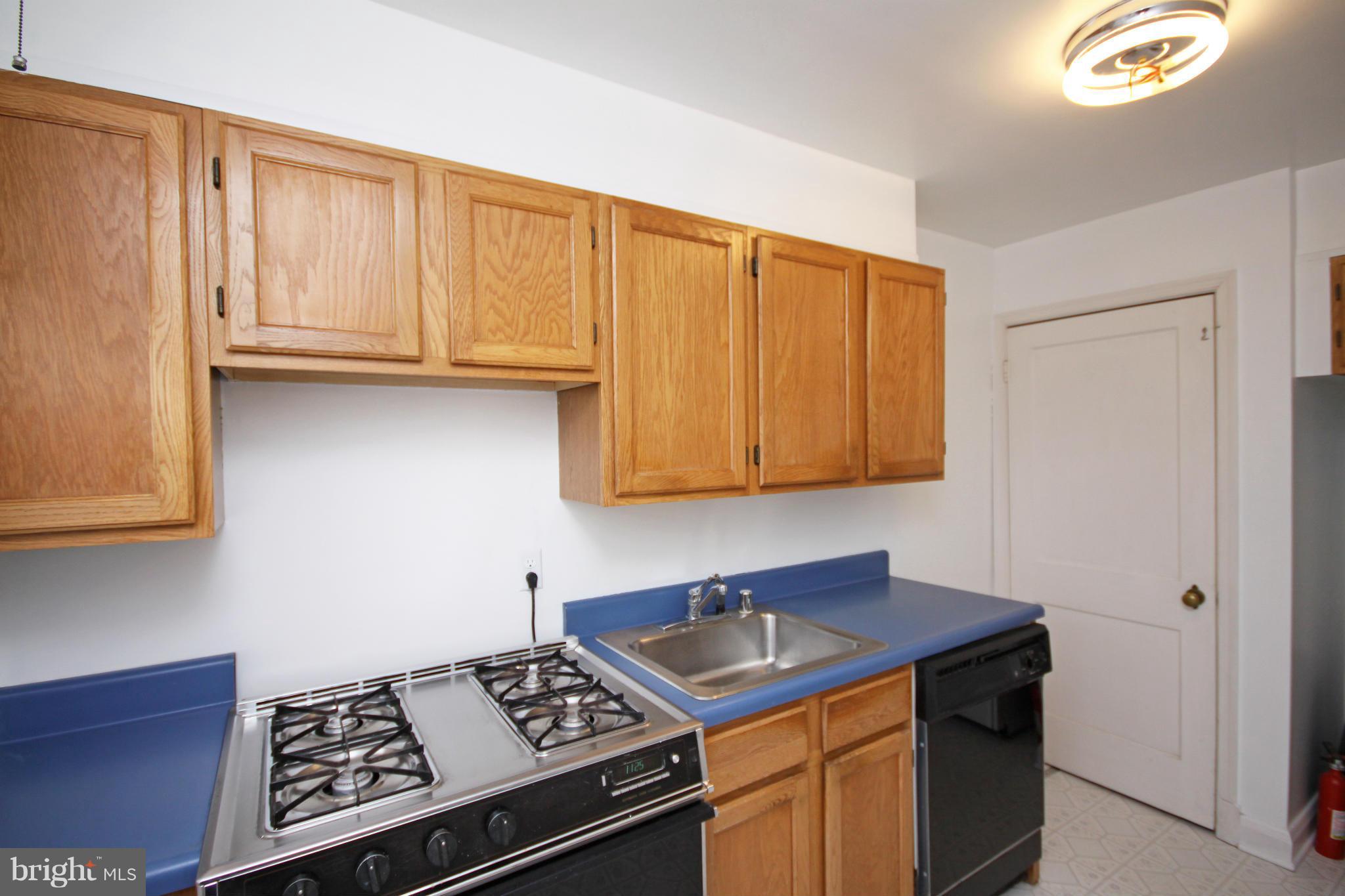 1931 Church Road Baltimore, MD 21222 - Photo 4 of 17 Kitchen