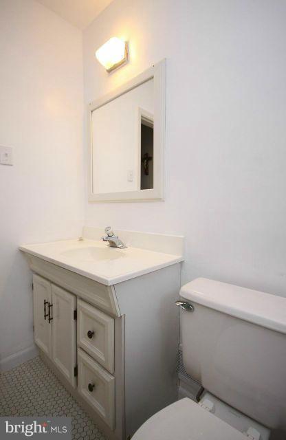 1931 Church Road Baltimore, MD 21222 - Photo 5 of 17 Bath (Master)