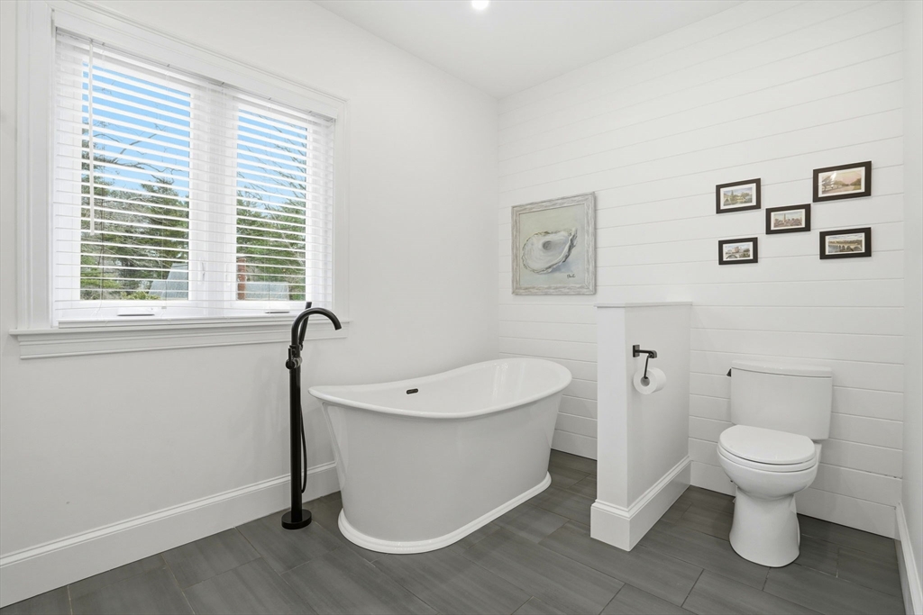 180 Chestnut Street Duxbury, MA 02332 - Photo 23 of 42