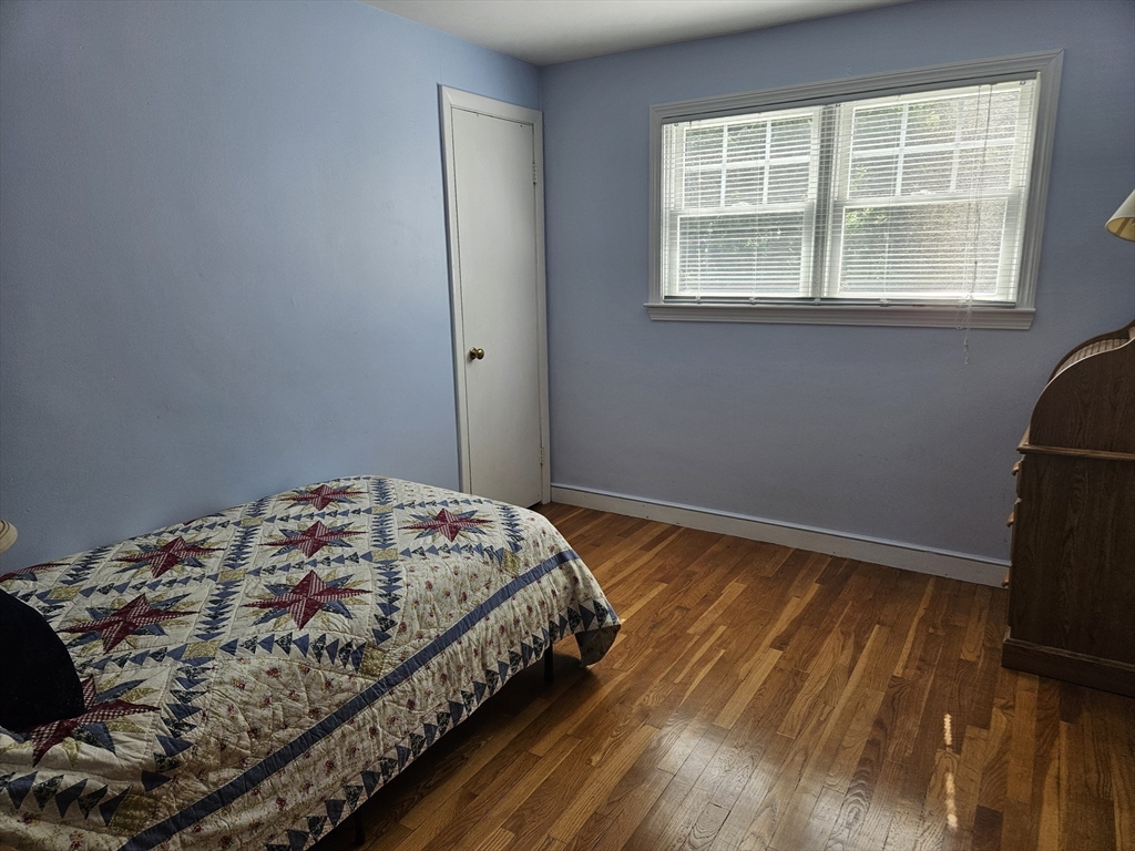 22 O'Callaghan Way Lynn, MA 01905 - Photo 7 of 18