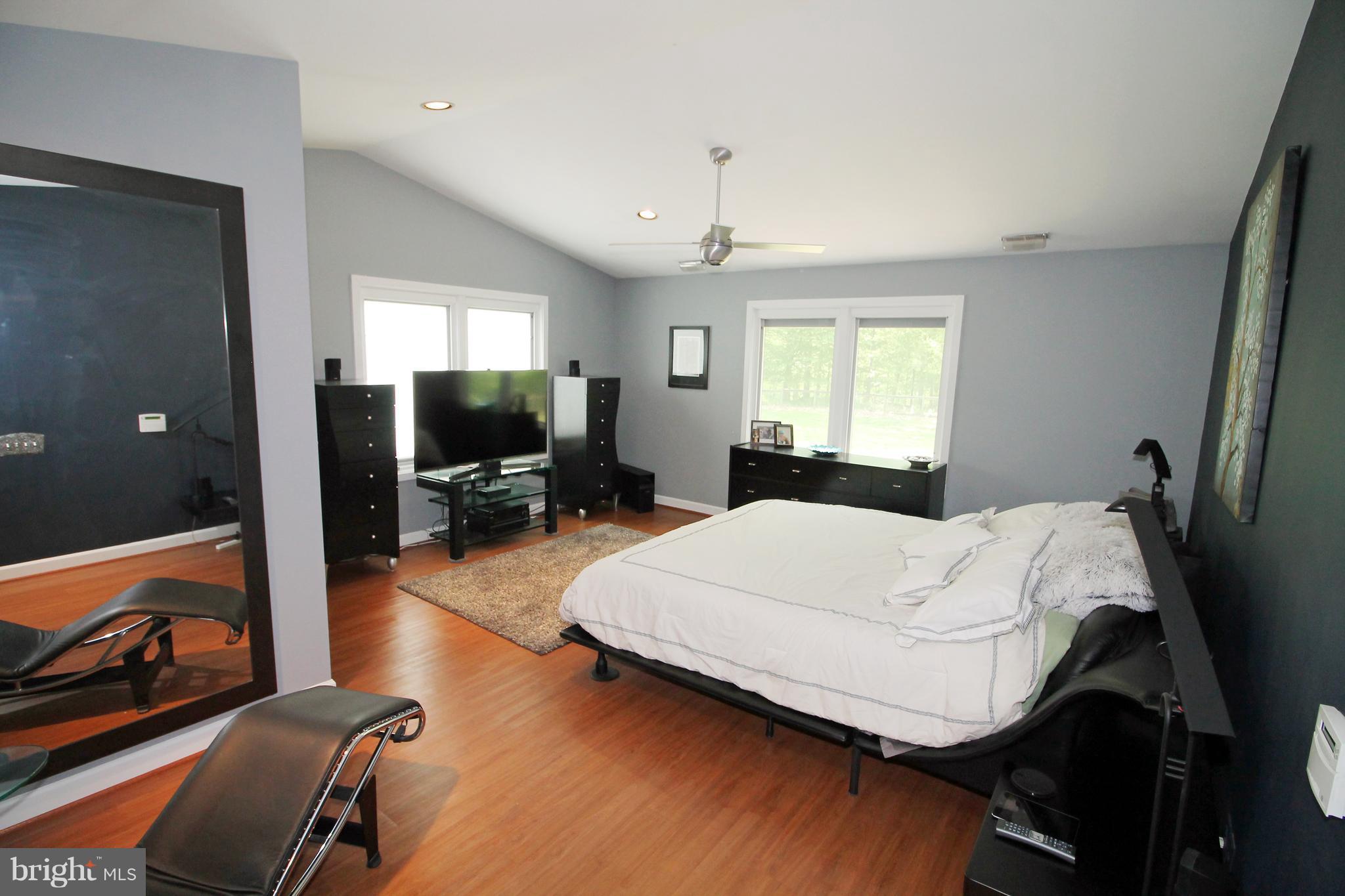 2012 Burdock Road Baltimore, MD 21209 - Photo 17 of 30 Bedroom (Master)
