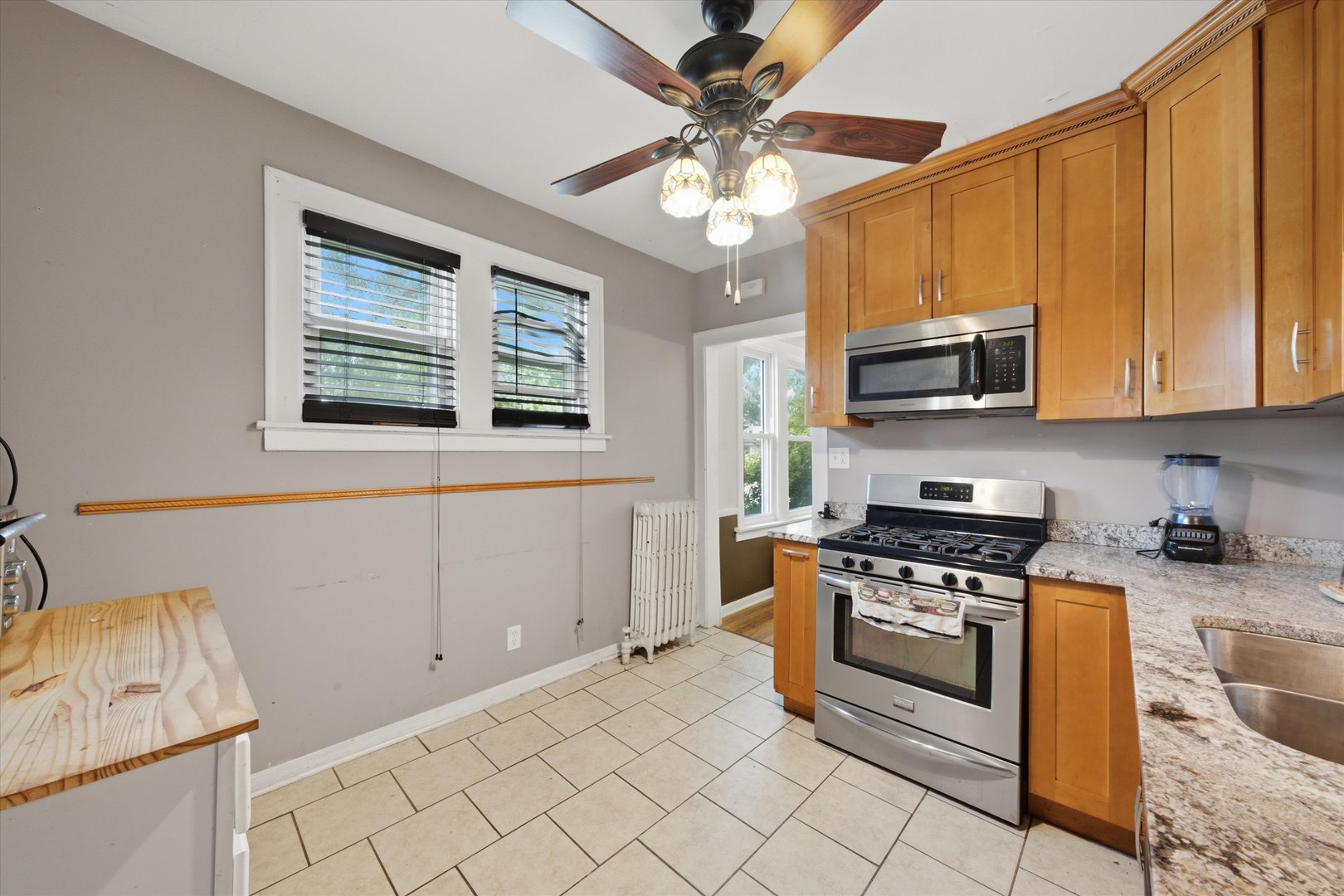 1712 Linden Road Homewood, IL 60430 - Photo 11 of 27