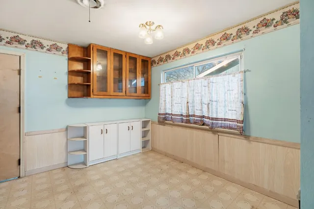 $350,000 | 6613 Demaret Drive, Sacramento, CA 95822