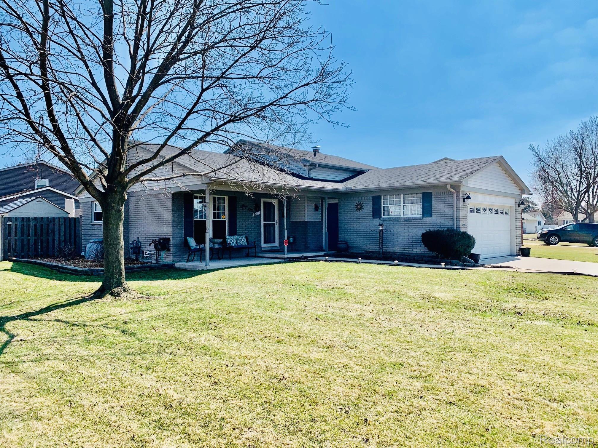 22111 Hall Road Trenton, MI 48183 - Photo 1 of 46 IMG_3475.jpg