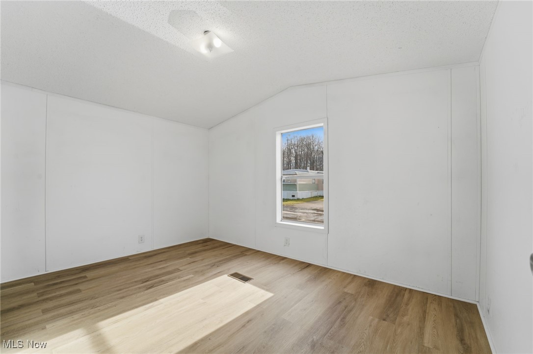3583 Austin Road, Unit 122 Geneva, OH 44041 - Photo 18 of 22 Gallery Image 18