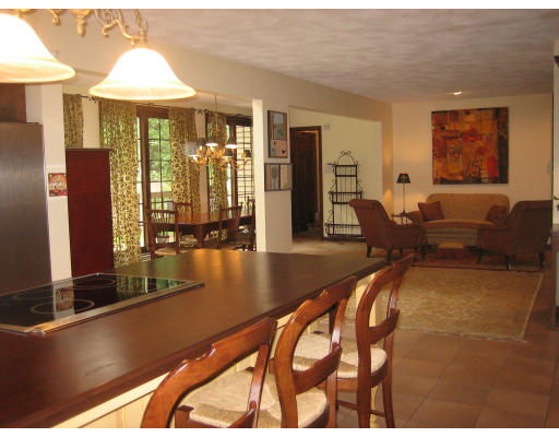 14 Anna's Way Boxford, MA 01921 - Photo 2 of 16 Gallery Image 2