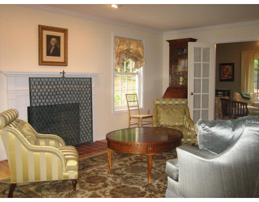14 Anna's Way Boxford, MA 01921 - Photo 10 of 16 Gallery Image 10