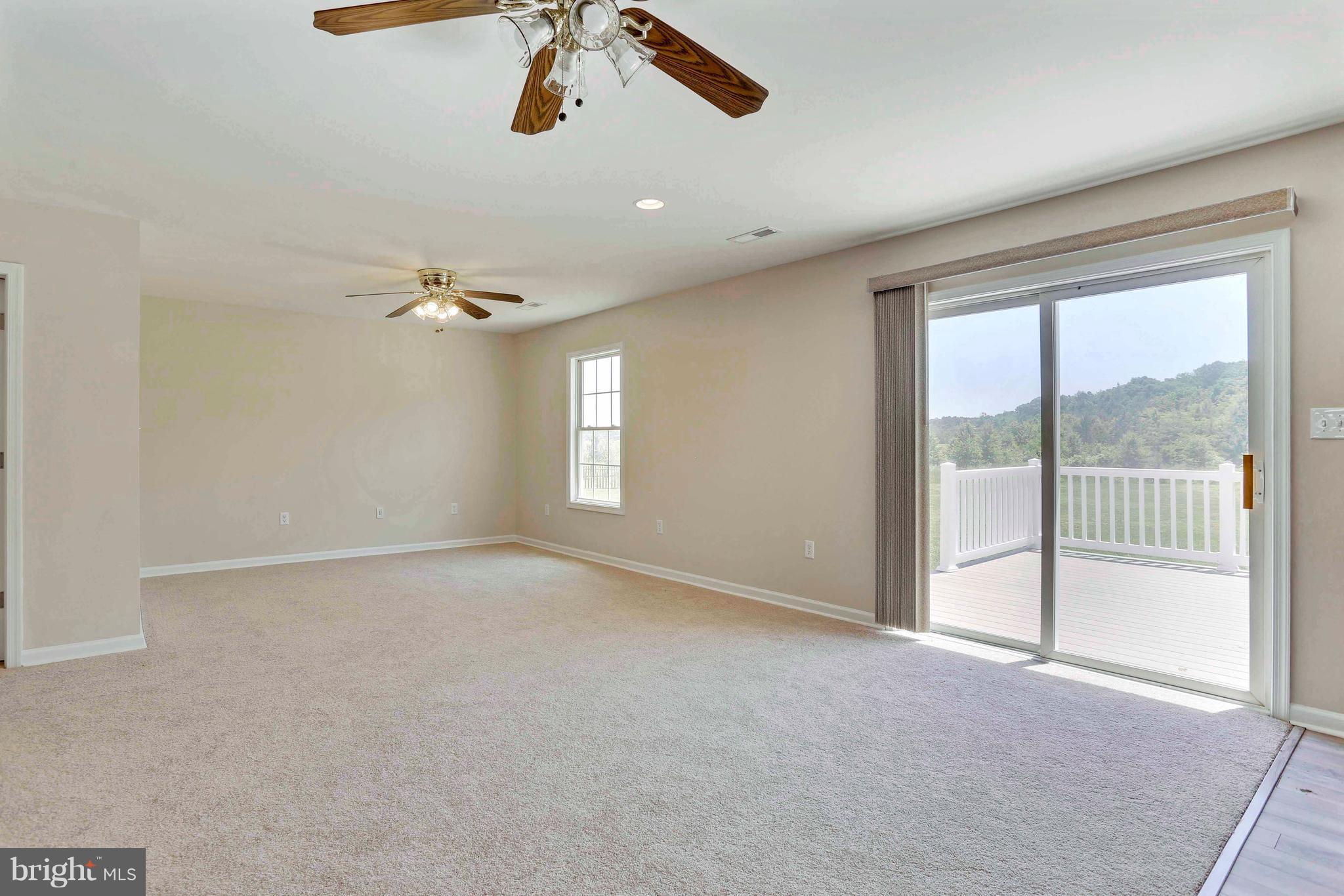 6901 Campbell Hill Road Hurlock, MD 21643 - Photo 20 of 28 Living Room